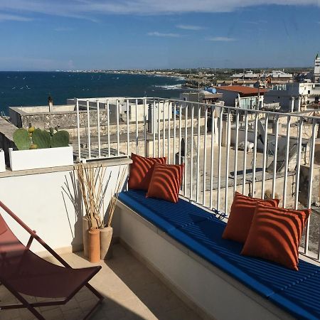 La Terrazza Sul Mare - Dimora Di Charme Apartment Джовинацо Екстериор снимка