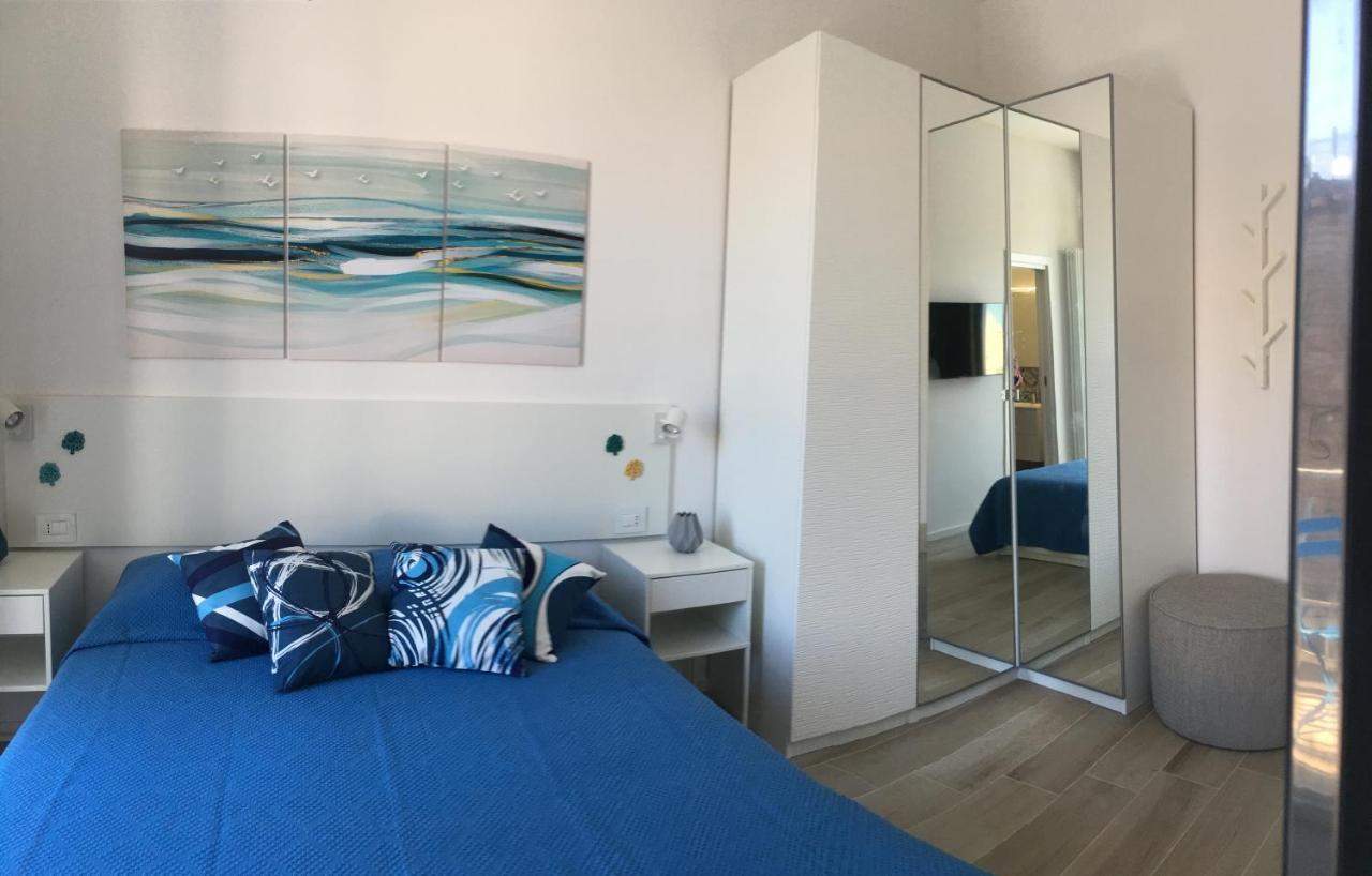 La Terrazza Sul Mare - Dimora Di Charme Apartment Джовинацо Екстериор снимка